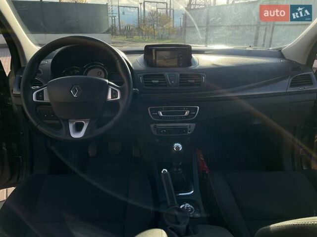 Рено Меган 2012 в Луцке на Automoto.ua Коричневый Рено Меган, объемом двигателя 1.46 л и пробегом 260 тыс. км за 7200 $, фото 28 на Automoto.ua