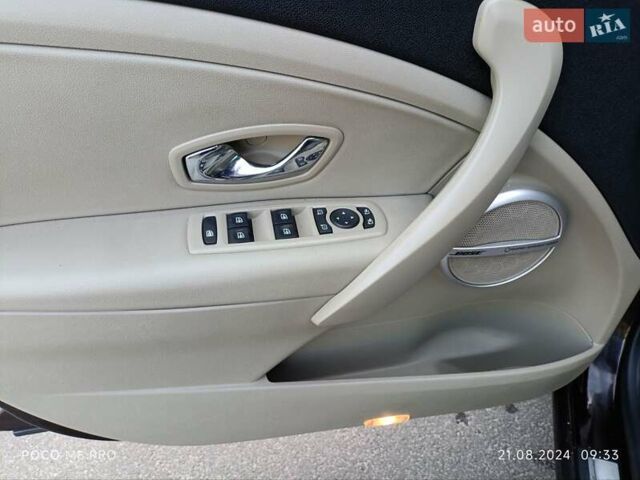 Коричневый Рено Меган, объемом двигателя 2 л и пробегом 288 тыс. км за 8999 $, фото 26 на Automoto.ua