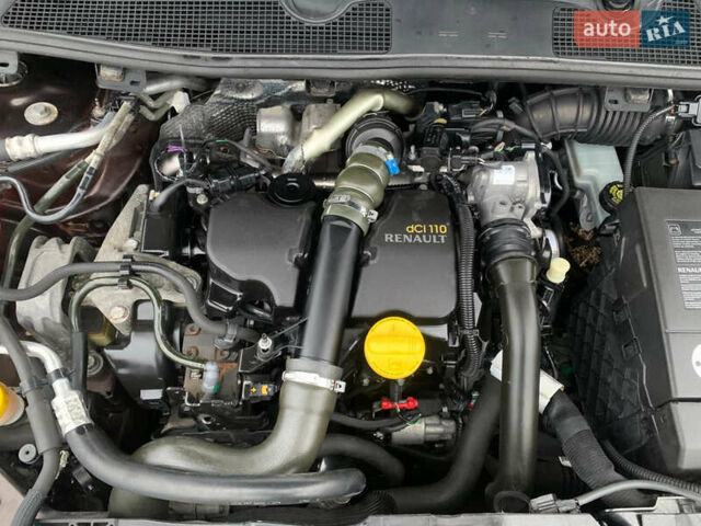 Коричневий Рено Меган, об'ємом двигуна 1.5 л та пробігом 239 тис. км за 8250 $, фото 16 на Automoto.ua