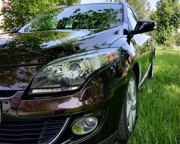 Коричневый Рено Меган, объемом двигателя 1.5 л и пробегом 239 тыс. км за 9000 $, фото 45 на Automoto.ua