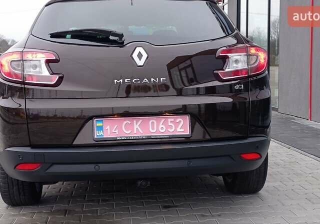 Коричневый Рено Меган, объемом двигателя 1.6 л и пробегом 274 тыс. км за 8700 $, фото 12 на Automoto.ua