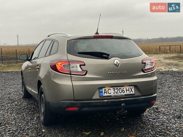 Коричневий Рено Меган, об'ємом двигуна 1.46 л та пробігом 314 тис. км за 8300 $, фото 35 на Automoto.ua
