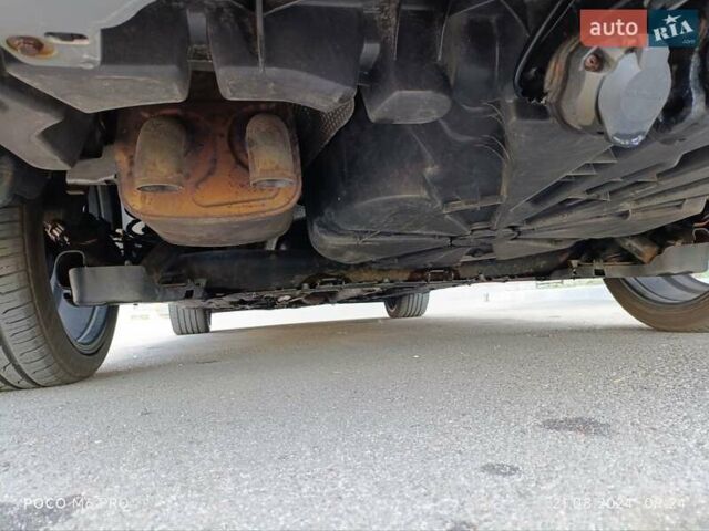 Коричневый Рено Меган, объемом двигателя 2 л и пробегом 288 тыс. км за 8999 $, фото 21 на Automoto.ua