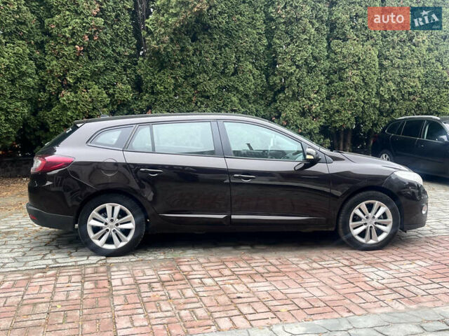 Коричневий Рено Меган, об'ємом двигуна 1.46 л та пробігом 380 тис. км за 6700 $, фото 2 на Automoto.ua
