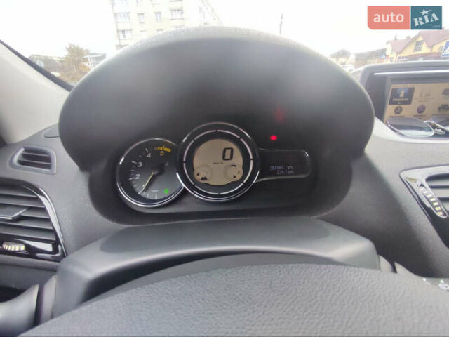 Коричневый Рено Меган, объемом двигателя 1.5 л и пробегом 287 тыс. км за 9100 $, фото 13 на Automoto.ua