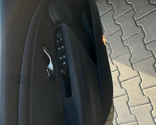 Рено Меган 2012 в Луцке на Automoto.ua Коричневый Рено Меган, объемом двигателя 1.46 л и пробегом 260 тыс. км за 7200 $, фото 20 на Automoto.ua