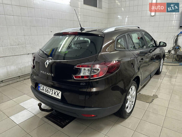Коричневый Рено Меган, объемом двигателя 1.46 л и пробегом 248 тыс. км за 7250 $, фото 5 на Automoto.ua