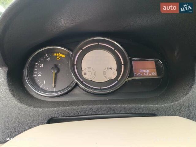 Коричневый Рено Меган, объемом двигателя 2 л и пробегом 288 тыс. км за 8999 $, фото 33 на Automoto.ua