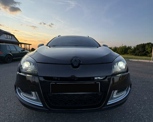 Коричневый Рено Меган, объемом двигателя 1.46 л и пробегом 260 тыс. км за 9300 $, фото 4 на Automoto.ua