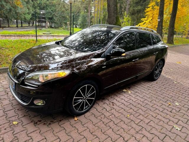 Коричневый Рено Меган, объемом двигателя 1.5 л и пробегом 247 тыс. км за 7700 $, фото 1 на Automoto.ua