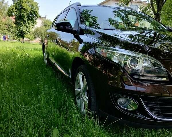 Коричневый Рено Меган, объемом двигателя 1.5 л и пробегом 239 тыс. км за 9000 $, фото 46 на Automoto.ua