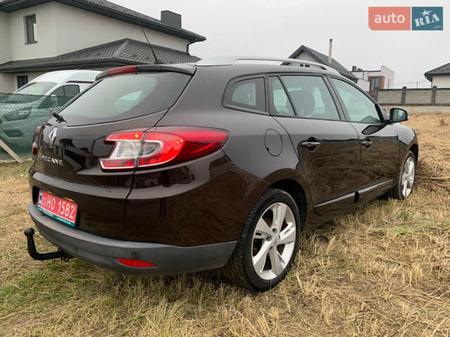 Коричневий Рено Меган, об'ємом двигуна 1.5 л та пробігом 239 тис. км за 8250 $, фото 2 на Automoto.ua