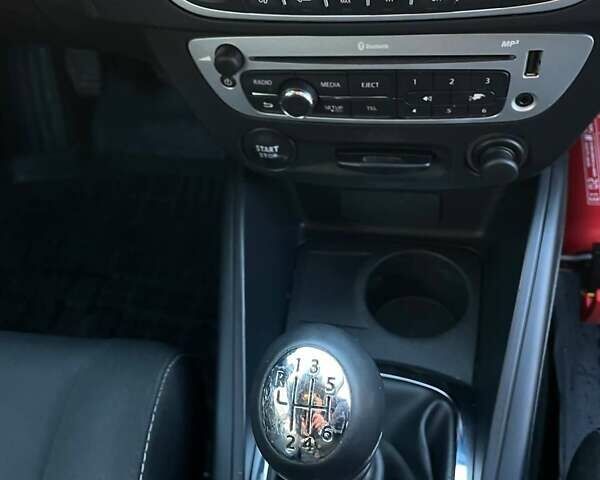 Рено Меган 2012 в Луцке на Automoto.ua Коричневый Рено Меган, объемом двигателя 1.46 л и пробегом 260 тыс. км за 7200 $, фото 29 на Automoto.ua