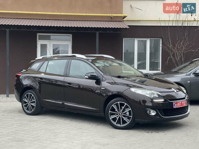 Коричневый Рено Меган, объемом двигателя 1.5 л и пробегом 197 тыс. км за 9200 $, фото 5 на Automoto.ua