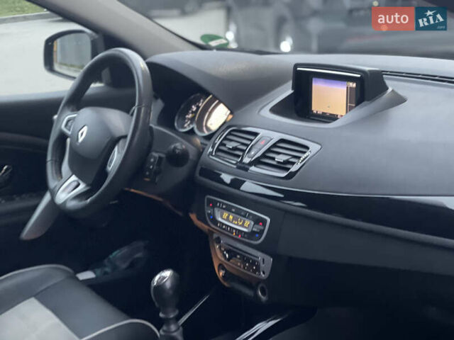 Коричневый Рено Меган, объемом двигателя 1.5 л и пробегом 197 тыс. км за 9200 $, фото 32 на Automoto.ua