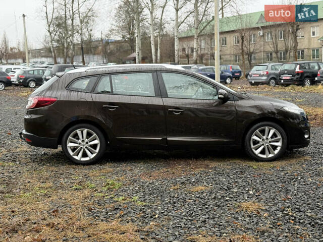 Коричневый Рено Меган, объемом двигателя 1.5 л и пробегом 233 тыс. км за 7800 $, фото 11 на Automoto.ua