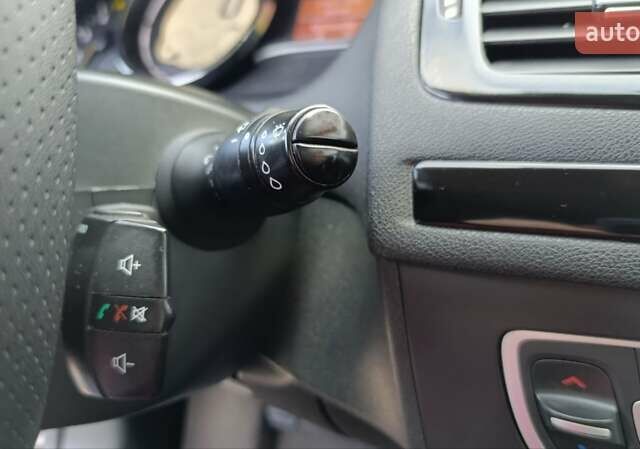 Коричневый Рено Меган, объемом двигателя 1.6 л и пробегом 229 тыс. км за 8700 $, фото 51 на Automoto.ua