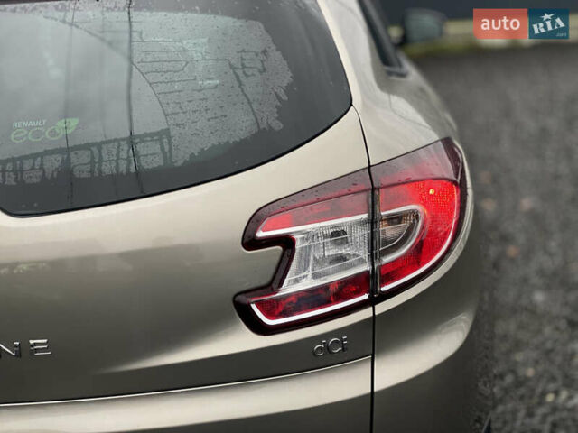 Коричневий Рено Меган, об'ємом двигуна 1.46 л та пробігом 314 тис. км за 8300 $, фото 17 на Automoto.ua