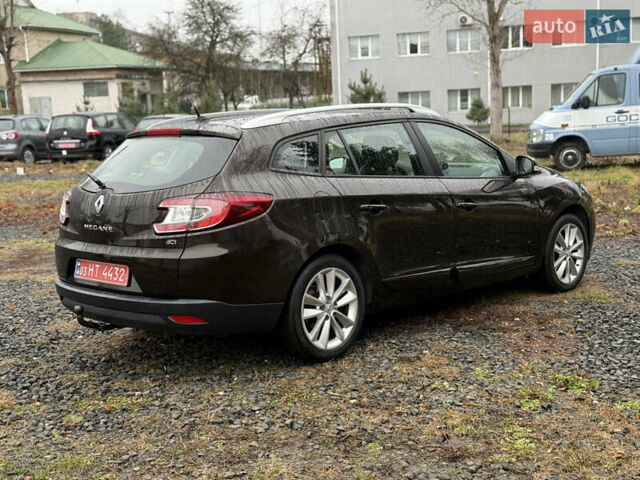 Коричневый Рено Меган, объемом двигателя 1.5 л и пробегом 233 тыс. км за 7800 $, фото 5 на Automoto.ua