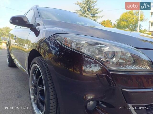 Коричневый Рено Меган, объемом двигателя 2 л и пробегом 288 тыс. км за 8999 $, фото 22 на Automoto.ua