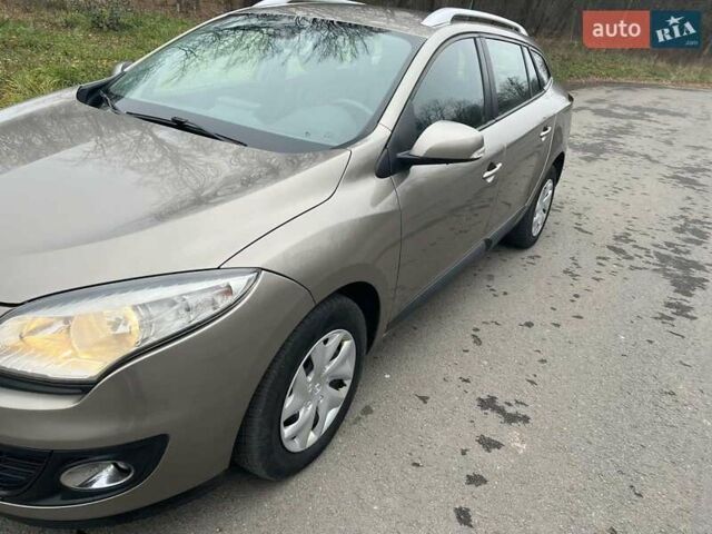 Коричневый Рено Меган, объемом двигателя 1.46 л и пробегом 262 тыс. км за 7850 $, фото 2 на Automoto.ua