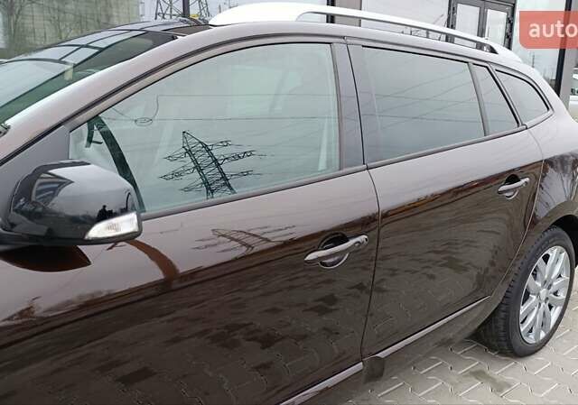 Коричневый Рено Меган, объемом двигателя 1.6 л и пробегом 274 тыс. км за 8700 $, фото 18 на Automoto.ua