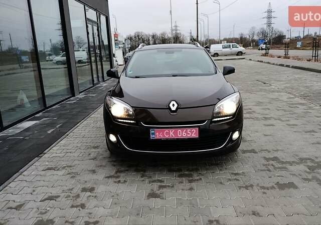 Коричневый Рено Меган, объемом двигателя 1.6 л и пробегом 274 тыс. км за 8700 $, фото 14 на Automoto.ua