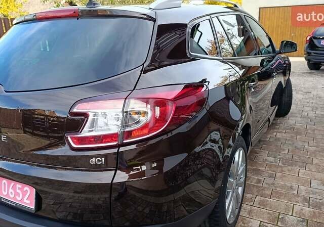 Коричневый Рено Меган, объемом двигателя 1.6 л и пробегом 229 тыс. км за 8700 $, фото 36 на Automoto.ua