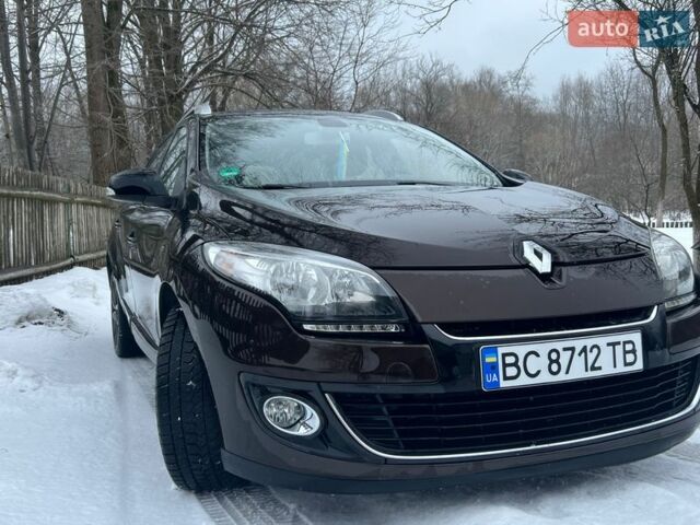 Коричневый Рено Меган, объемом двигателя 1.5 л и пробегом 245 тыс. км за 7400 $, фото 11 на Automoto.ua