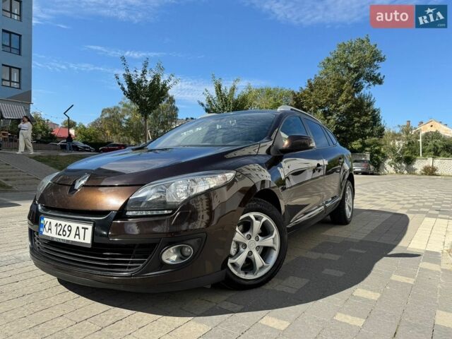 Коричневый Рено Меган, объемом двигателя 1.5 л и пробегом 260 тыс. км за 6800 $, фото 2 на Automoto.ua
