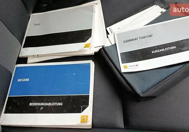 Коричневый Рено Меган, объемом двигателя 1.6 л и пробегом 229 тыс. км за 8700 $, фото 91 на Automoto.ua