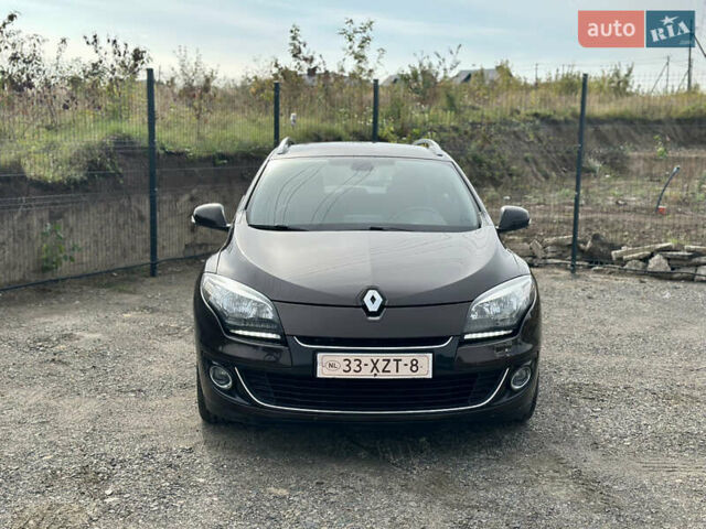 Коричневий Рено Меган, об'ємом двигуна 1.5 л та пробігом 238 тис. км за 8250 $, фото 4 на Automoto.ua