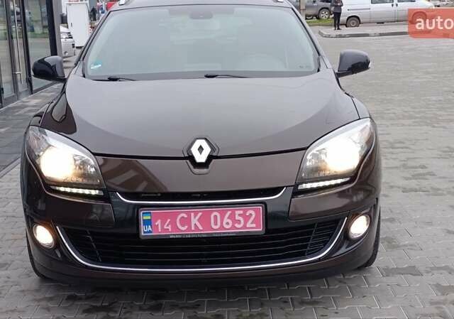 Коричневый Рено Меган, объемом двигателя 1.6 л и пробегом 274 тыс. км за 8700 $, фото 15 на Automoto.ua