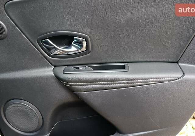 Коричневый Рено Меган, объемом двигателя 1.6 л и пробегом 229 тыс. км за 8700 $, фото 81 на Automoto.ua