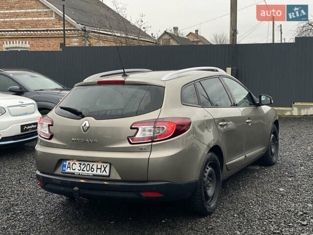 Коричневий Рено Меган, об'ємом двигуна 1.46 л та пробігом 314 тис. км за 8300 $, фото 16 на Automoto.ua