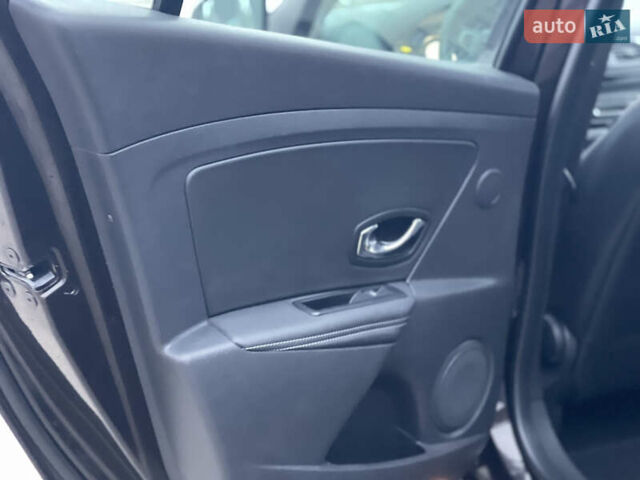 Коричневий Рено Меган, об'ємом двигуна 1.5 л та пробігом 197 тис. км за 8950 $, фото 45 на Automoto.ua