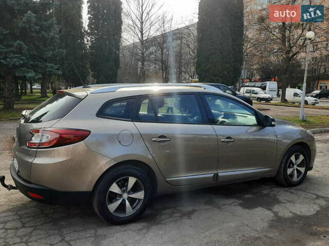 Коричневый Рено Меган, объемом двигателя 1.5 л и пробегом 265 тыс. км за 8400 $, фото 8 на Automoto.ua