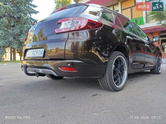 Коричневый Рено Меган, объемом двигателя 2 л и пробегом 288 тыс. км за 8999 $, фото 4 на Automoto.ua