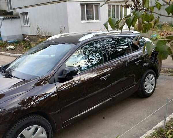 Коричневый Рено Меган, объемом двигателя 1.5 л и пробегом 239 тыс. км за 9000 $, фото 8 на Automoto.ua