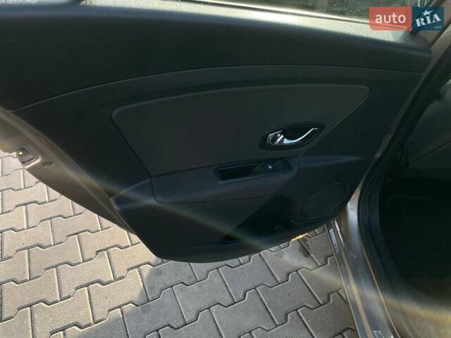 Рено Меган 2012 в Луцке на Automoto.ua Коричневый Рено Меган, объемом двигателя 1.46 л и пробегом 260 тыс. км за 7200 $, фото 21 на Automoto.ua