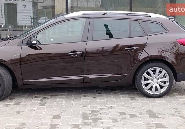 Коричневый Рено Меган, объемом двигателя 1.6 л и пробегом 274 тыс. км за 8700 $, фото 5 на Automoto.ua