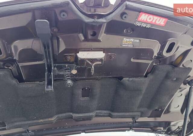 Коричневый Рено Меган, объемом двигателя 1.6 л и пробегом 274 тыс. км за 8700 $, фото 83 на Automoto.ua