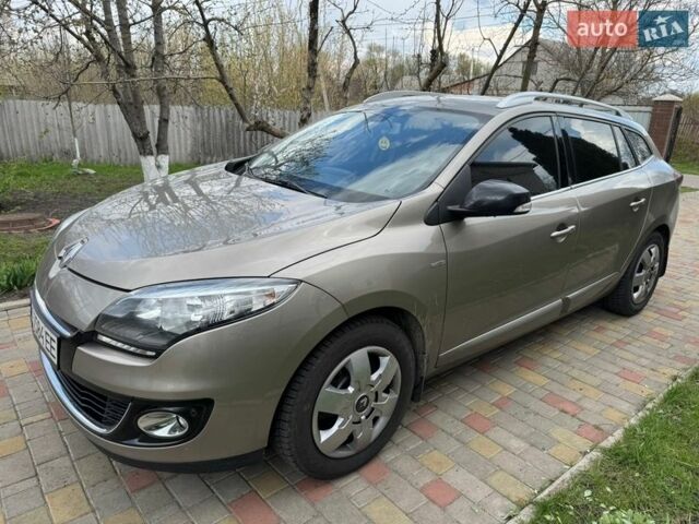 Коричневый Рено Меган, объемом двигателя 1.5 л и пробегом 172 тыс. км за 9250 $, фото 1 на Automoto.ua