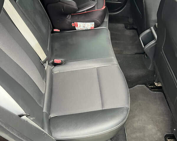 Коричневый Рено Меган, объемом двигателя 1.5 л и пробегом 300 тыс. км за 7100 $, фото 18 на Automoto.ua