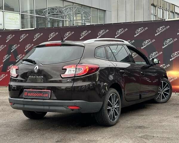 Коричневый Рено Меган, объемом двигателя 1.6 л и пробегом 189 тыс. км за 9200 $, фото 7 на Automoto.ua