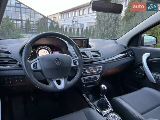 Коричневый Рено Меган, объемом двигателя 1.46 л и пробегом 223 тыс. км за 8999 $, фото 106 на Automoto.ua