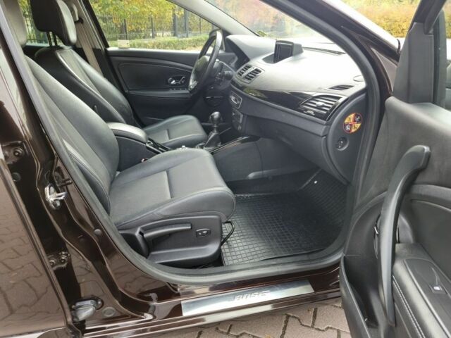 Коричневый Рено Меган, объемом двигателя 0 л и пробегом 215 тыс. км за 8450 $, фото 18 на Automoto.ua