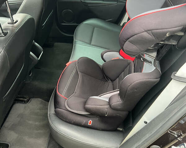 Коричневый Рено Меган, объемом двигателя 1.5 л и пробегом 300 тыс. км за 7100 $, фото 15 на Automoto.ua