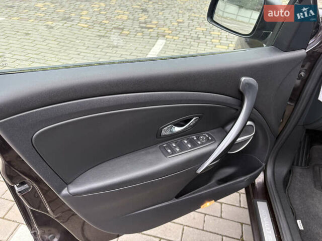 Коричневый Рено Меган, объемом двигателя 1.5 л и пробегом 197 тыс. км за 10550 $, фото 13 на Automoto.ua