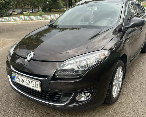 Коричневий Рено Меган, об'ємом двигуна 1.5 л та пробігом 387 тис. км за 7500 $, фото 1 на Automoto.ua